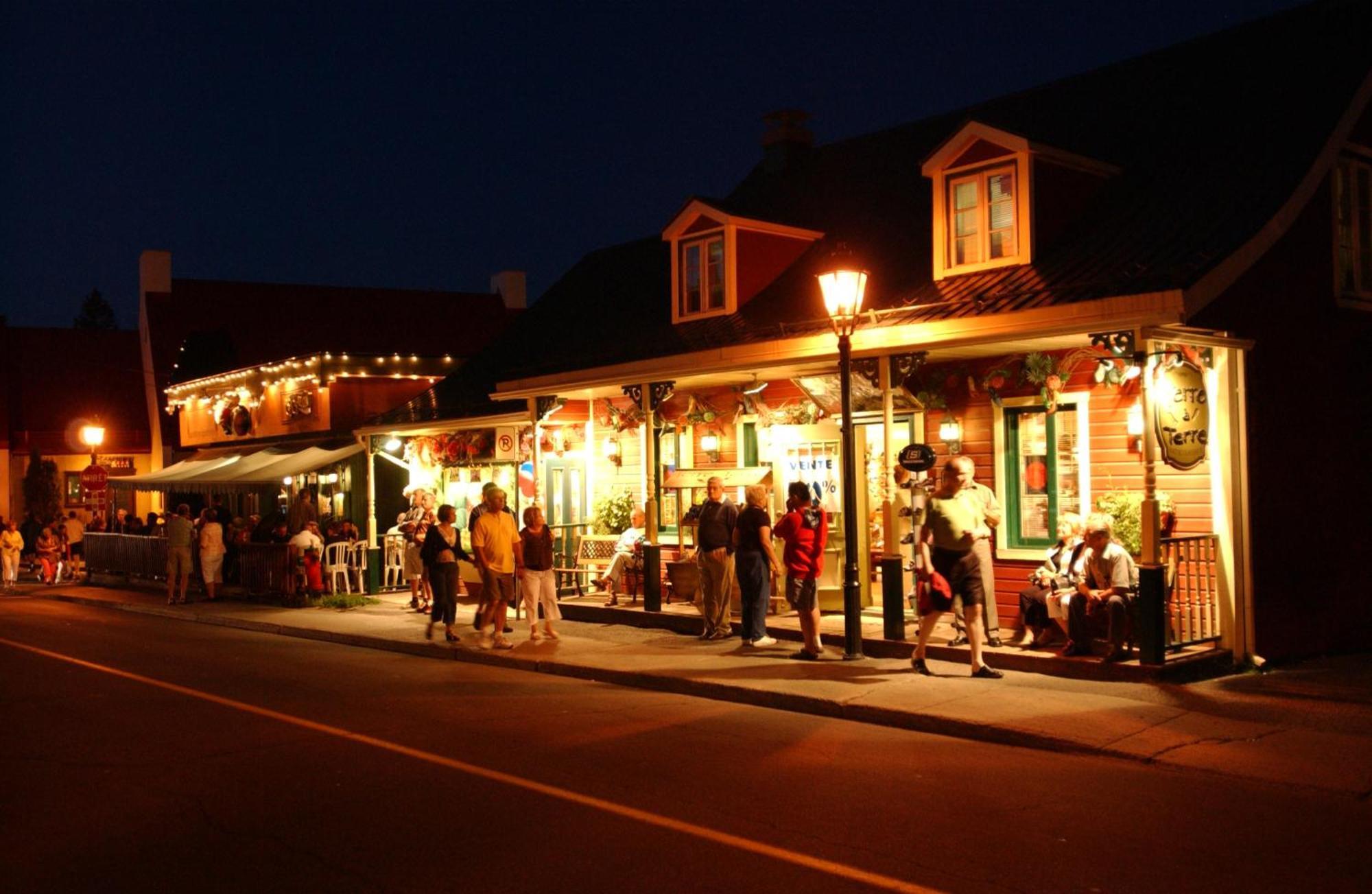 Motel Le Jolibourg Saint-Sauveur-des-Monts Eksteriør billede